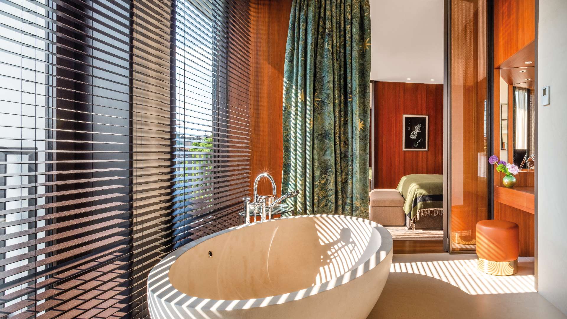 Bulgari Hotel Milano suite bath