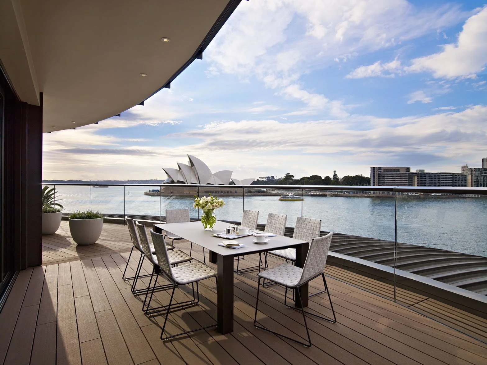 Sydney Suite