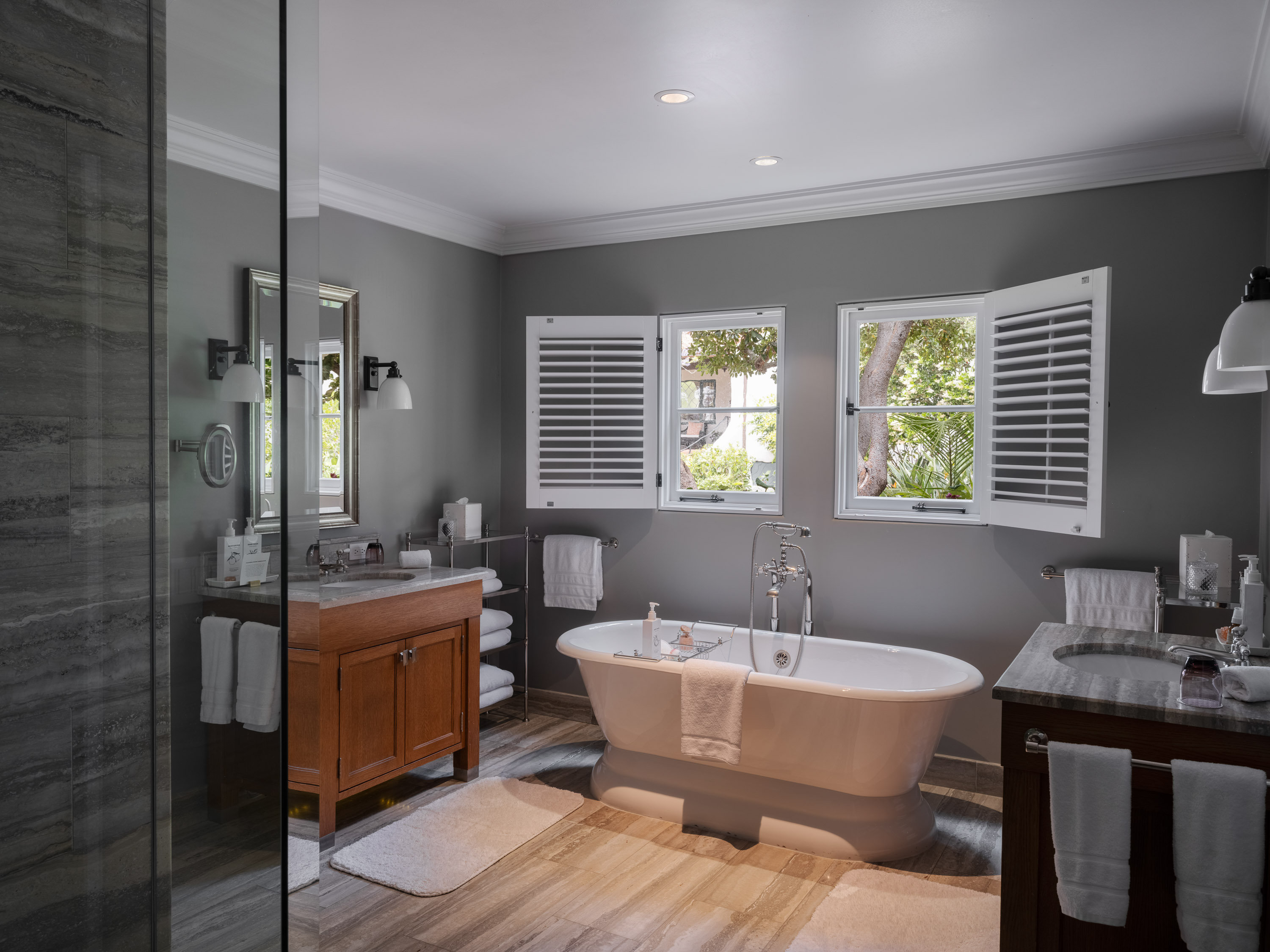 Two Bedroom Oak Tree Suite