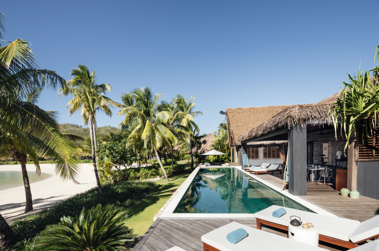 Six Bedroom Beachfront Pool Residence