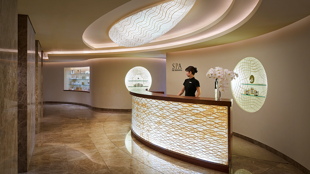 Peninsula Suite