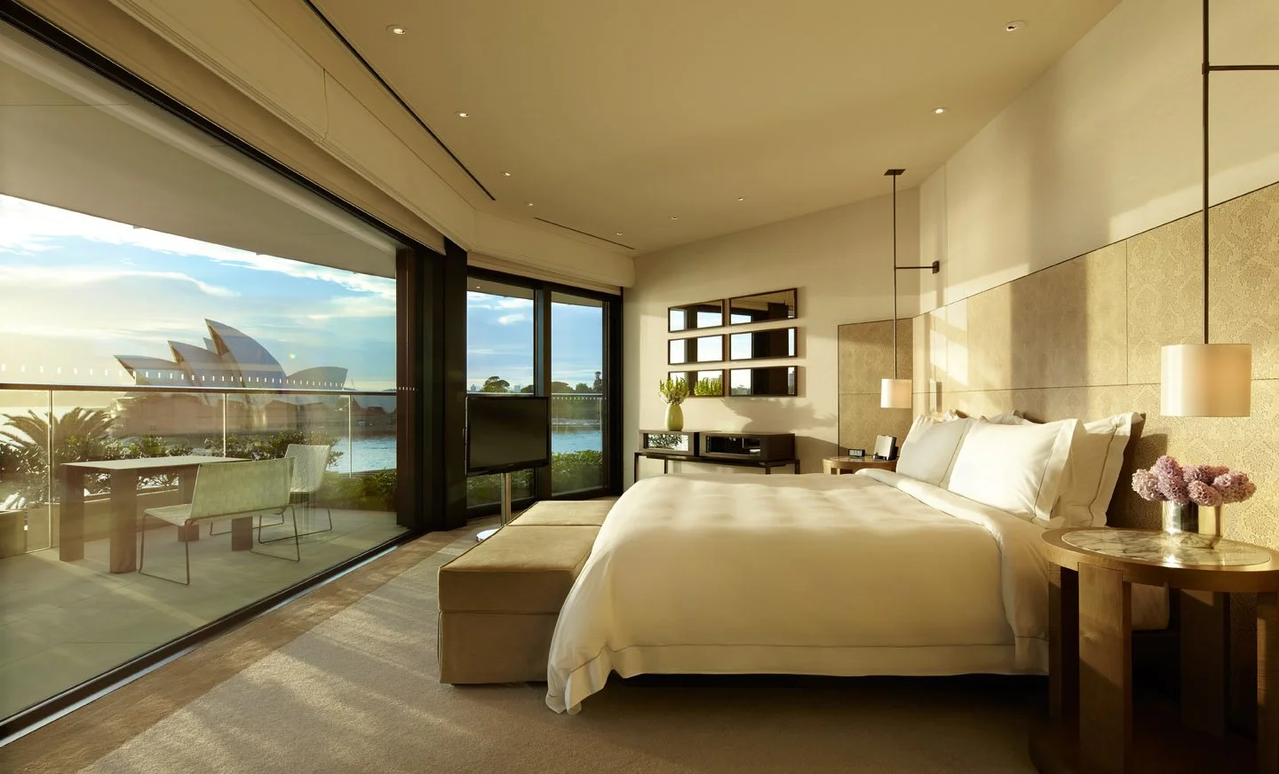 Sydney Suite