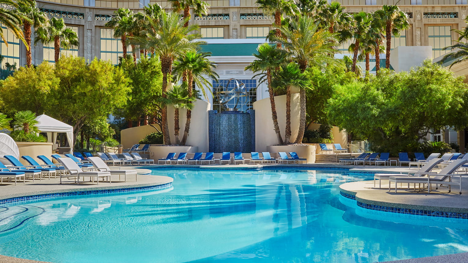 Four Seasons Las Vegas pool