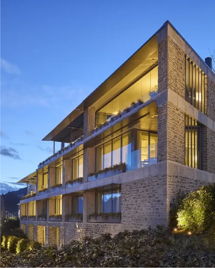 ROKI Collection exterior